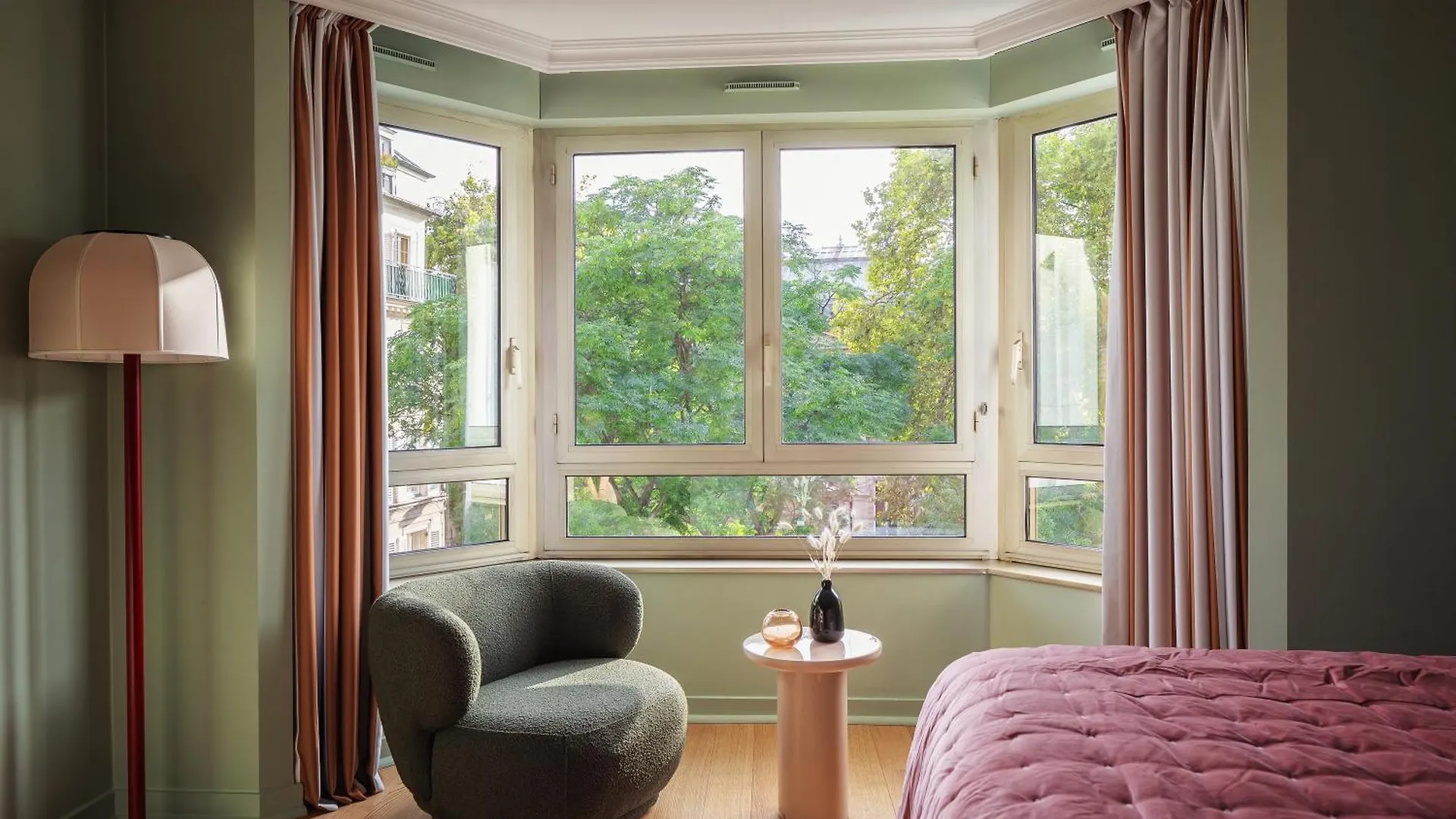 Hotel Royal Garden Champs-Elysees Paris
