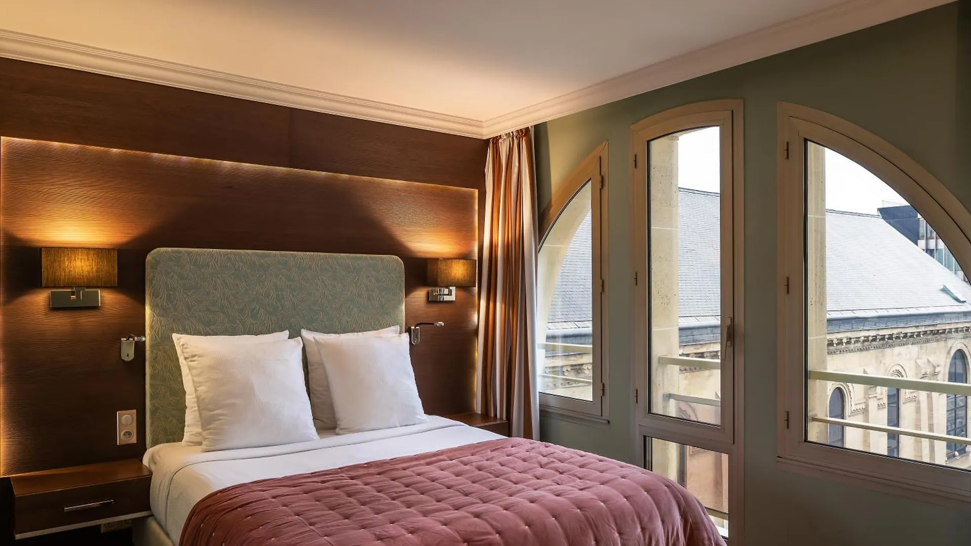 Hotel Royal Garden Champs-Elysees Paris