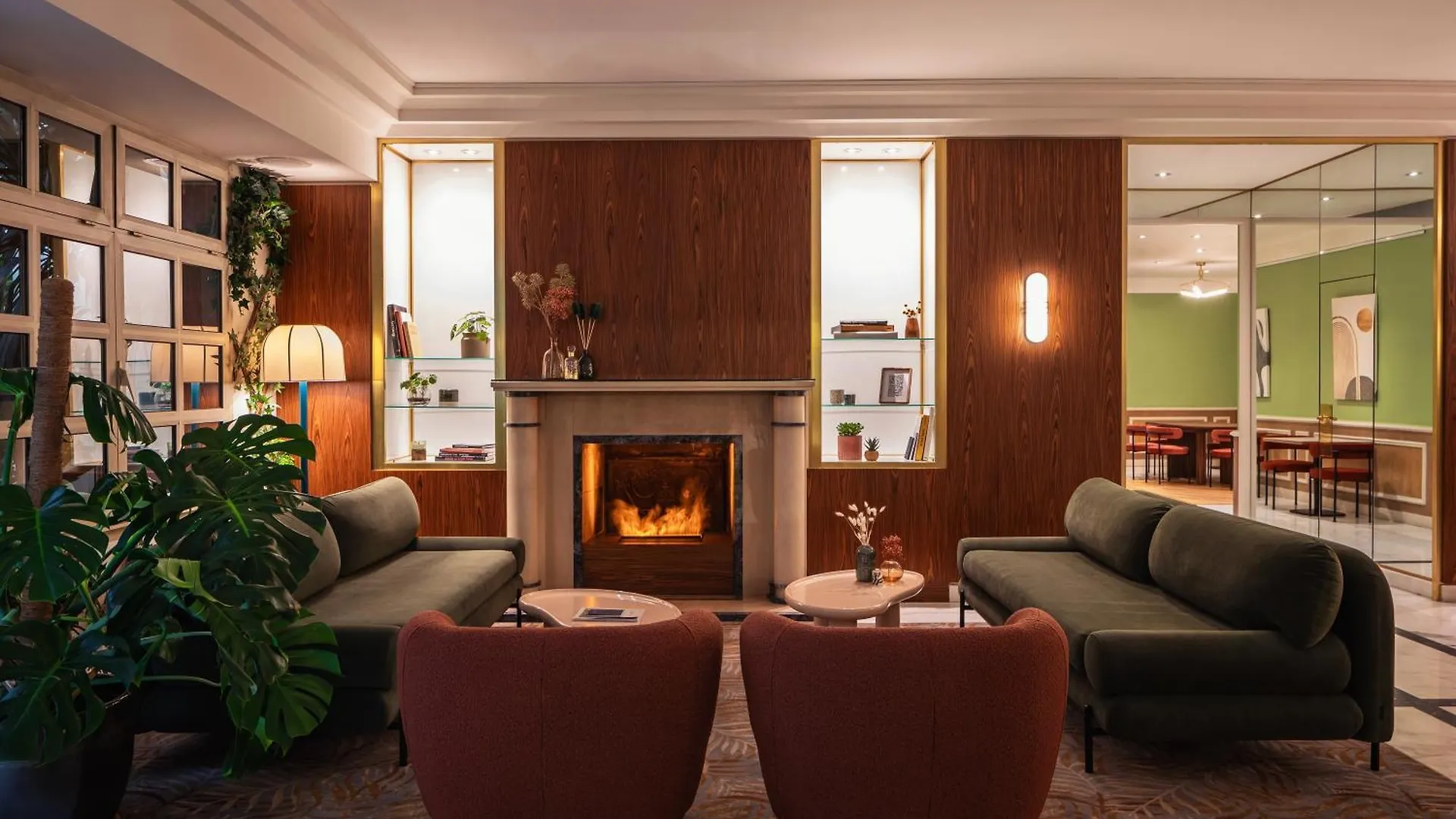 **** Hotel Royal Garden Champs-Elysees Paris France
