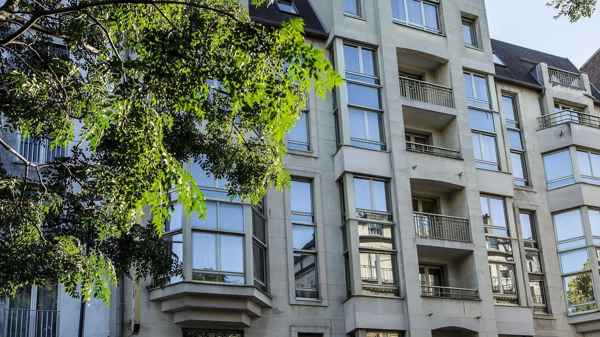 Hotel Royal Garden Champs-Elysees Paris