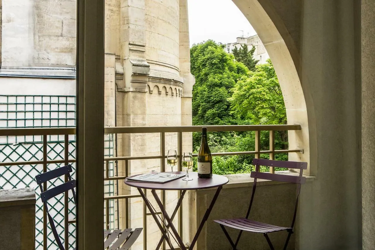 Hotel Royal Garden Champs-Elysees Paris