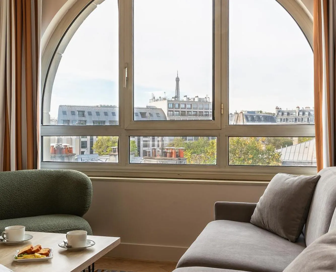 Hotel Royal Garden Champs-Elysees Paris