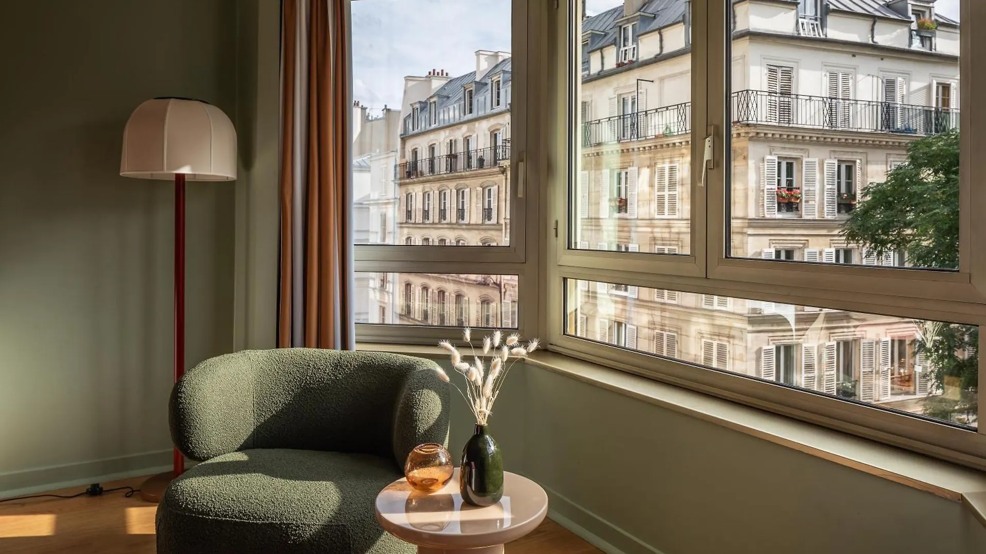Royal Garden Champs-Elysees Paris Hotel
